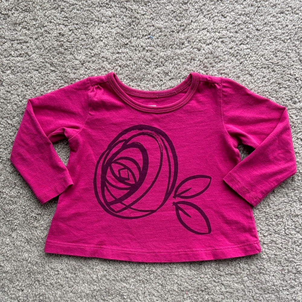 Tea Collection flower-print swing long-sleeved tee!
